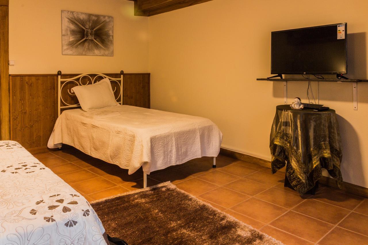 Portantiqua, guest house Góis Extérieur photo